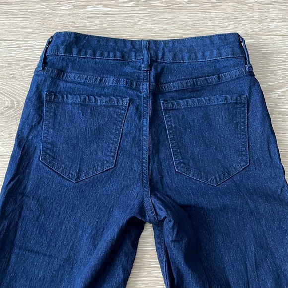 Old Navy Super Skinny Dark Wash Denim Jeans - Size 4 - Picture 7 of 7